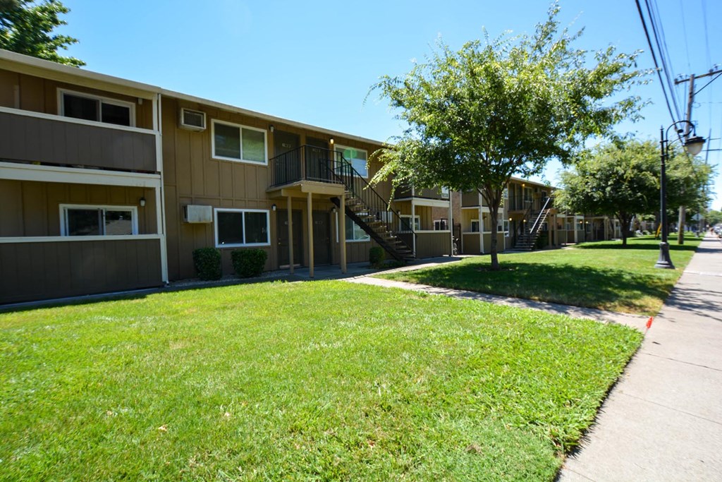 frontage view of Timber Creek