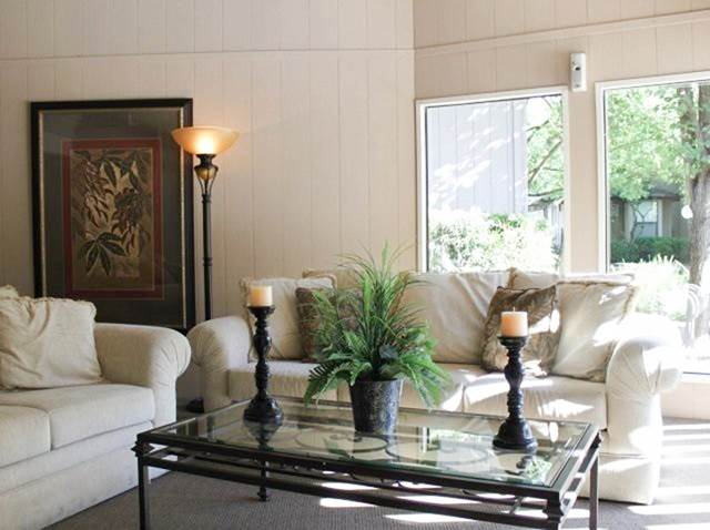 Studio apartment at Creekside Colony Apartments in Citrus Heights, CA