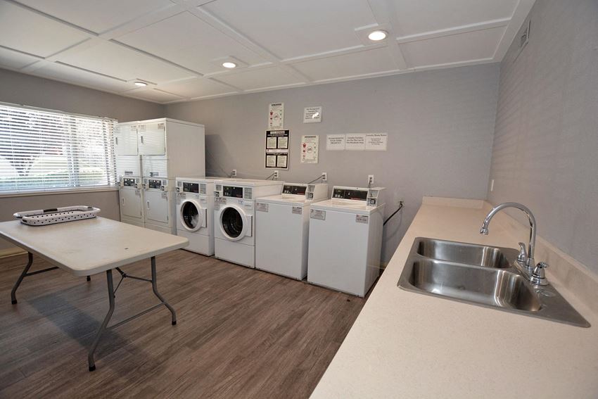 View of community clothes care facility - Photo Gallery 1