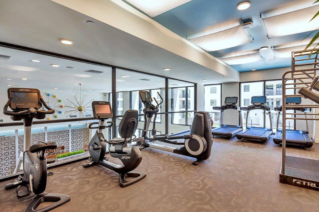 The Curve at Melrose Apartments, 4333 N. 6th Drive, Phoenix, AZ RENTCafé