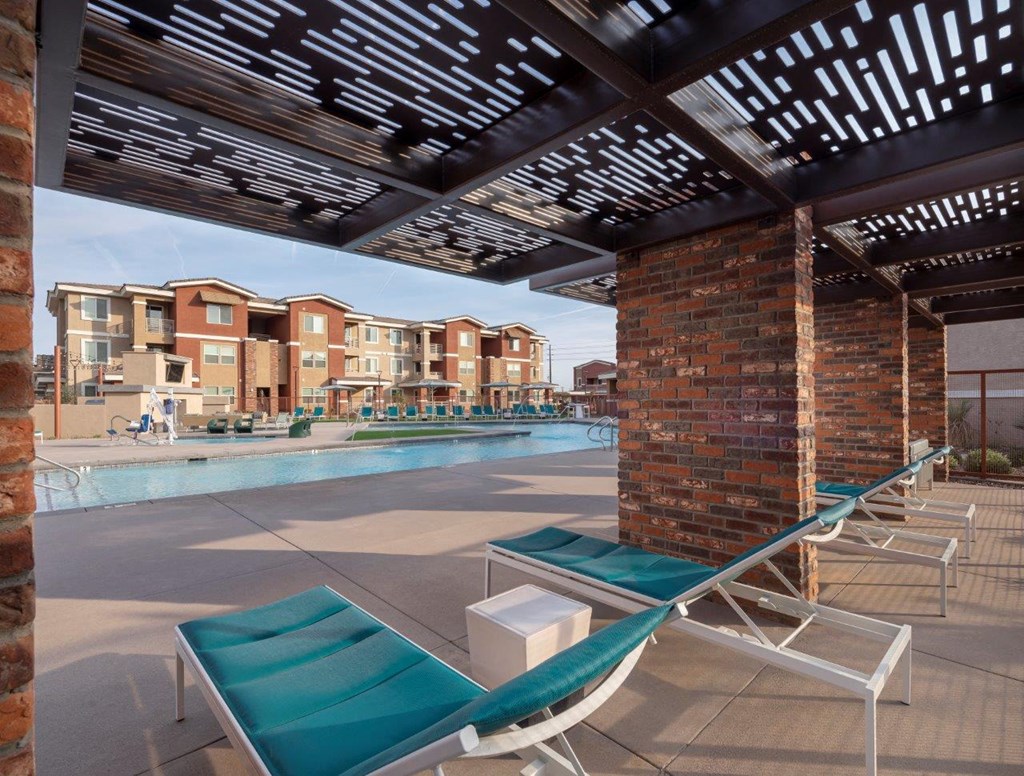outdoor lounge chairs at Zaterra Luxury Apartments, Chandler, AZ, 85286