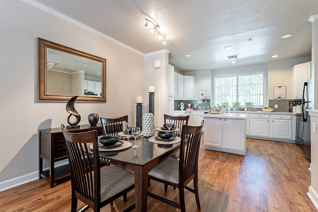Elegant Dining Space at Palazzo Townhomes, Phoenix Arizona  