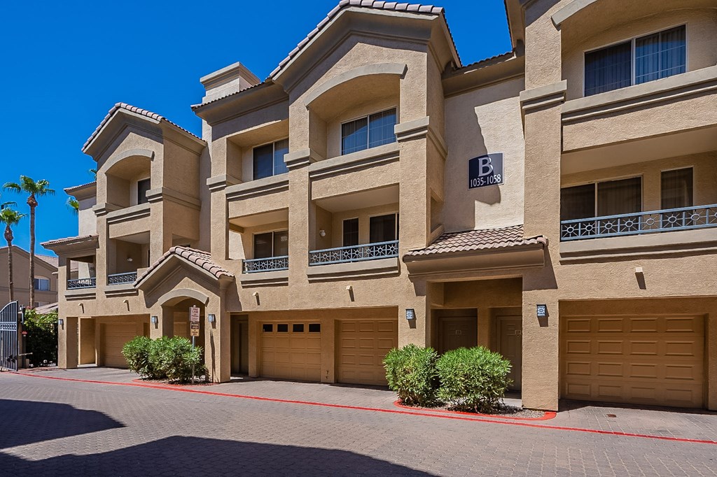 Garages Available at Palazzo Townhomes, Phoenix Arizona  
