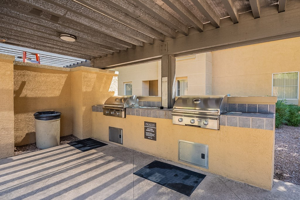 Grill Stations at Palazzo Townhomes, Phoenix  