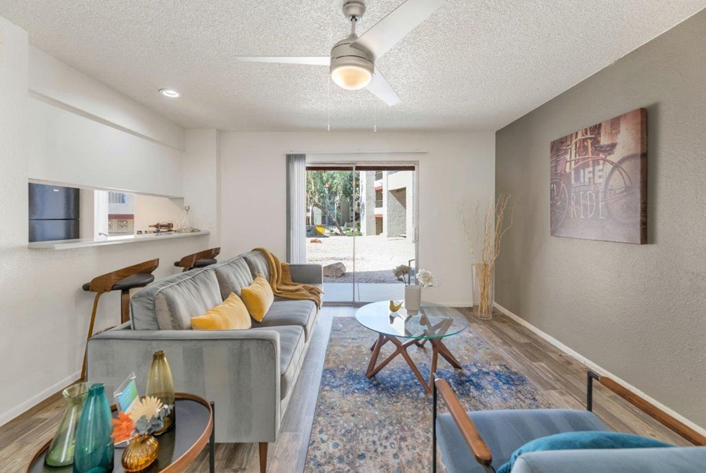 a living room with a couch and a table  at Glen Brae, Arizona