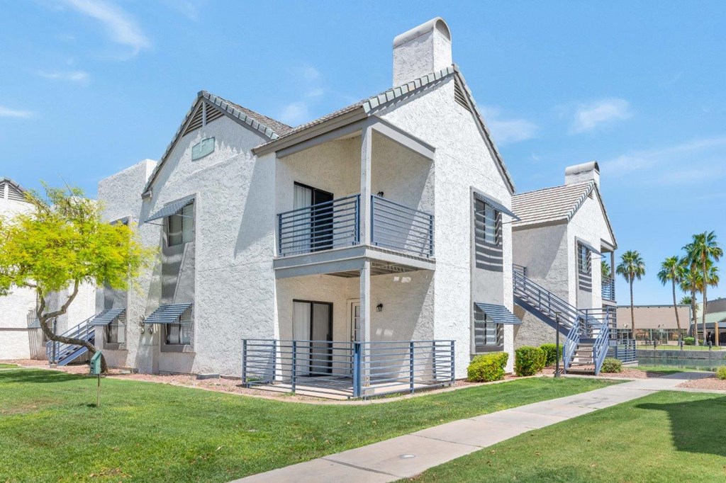 the preserve at ballantyne commons apartment exterior