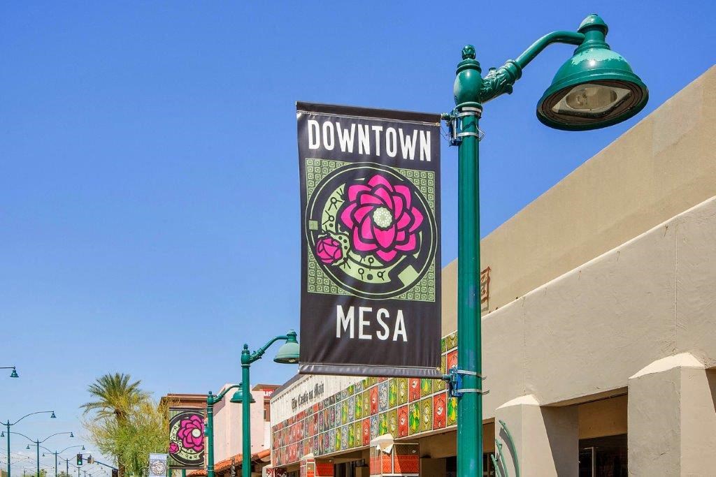 a sign for the downtown mezzanine of a store