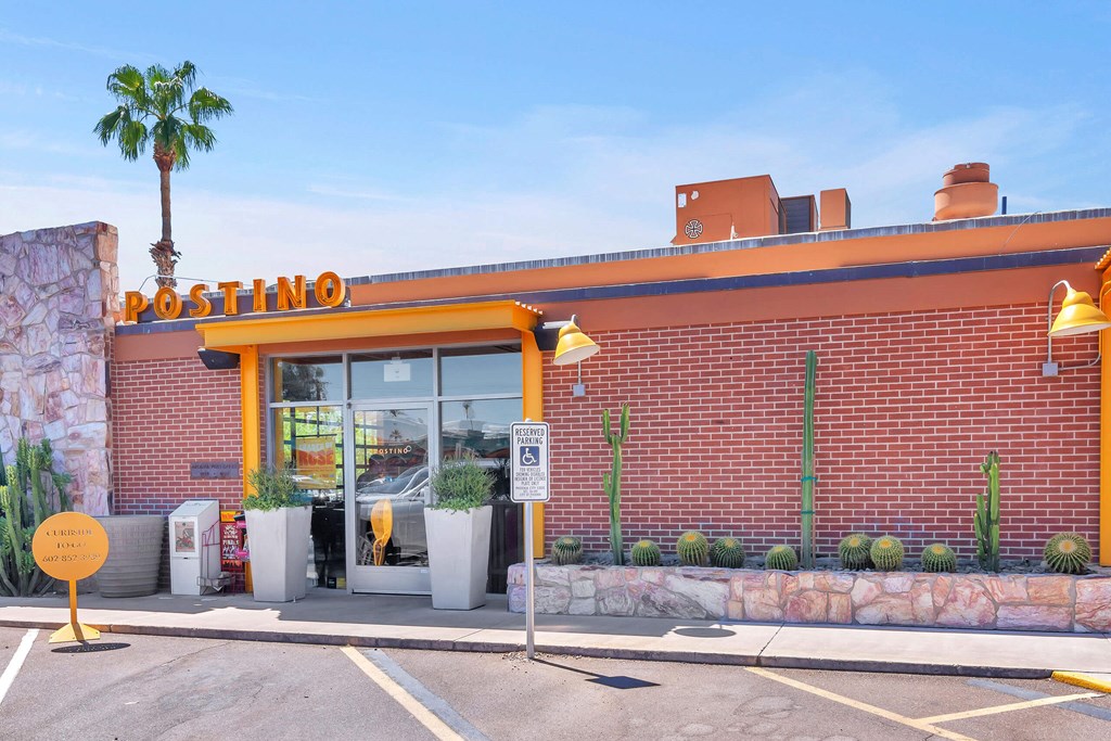 the building in which the hotel is located