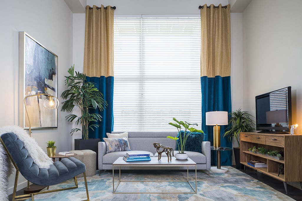 The Arbory Spacious Apartment with High Ceilings