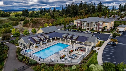 Apartments for Rent in Vancouver WA with Swimming Pool
