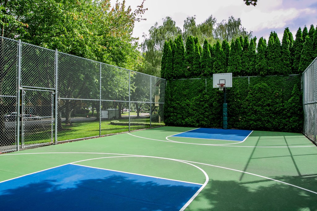 Apartments for Rent in Vancouver WA with Basketball Courts