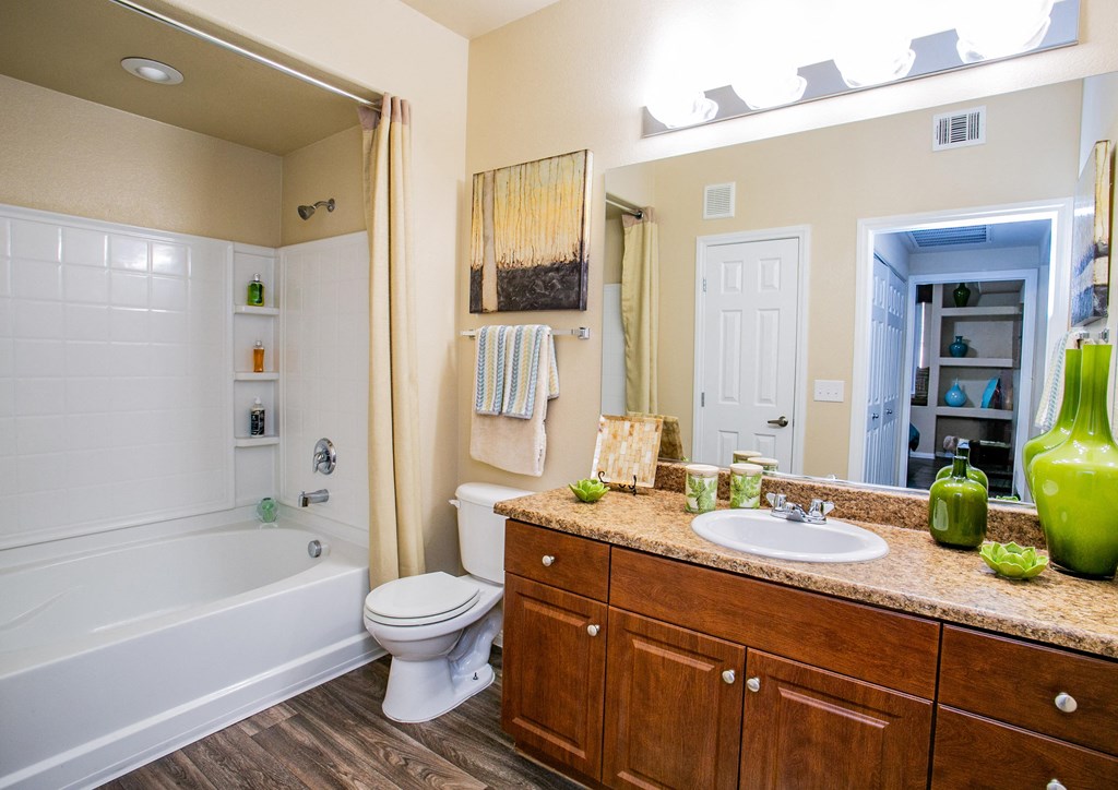 Centennial At 5th Apartments