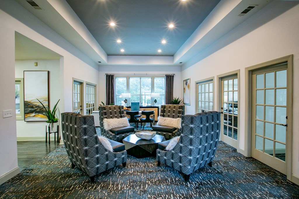 the preserve at ballantyne commons community living room