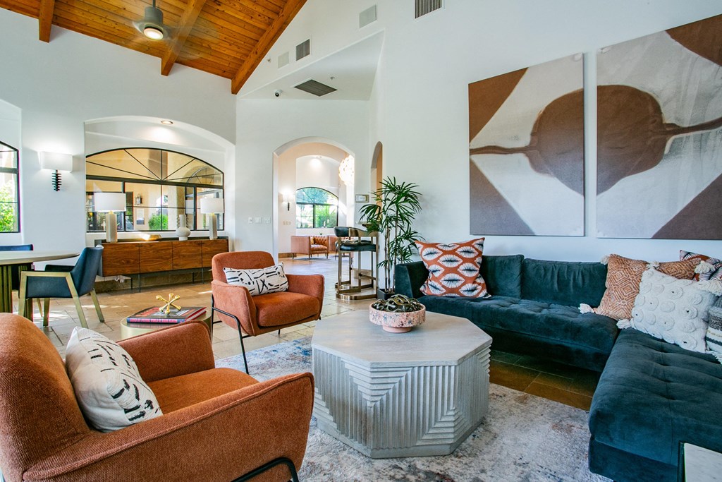 San Tropez Apartment Homes