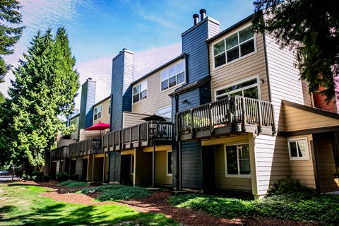 Private Patio or Balcony at Hillsboro Apartments Near Me