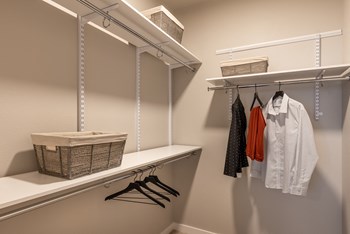 Brand New Apartments Vancouver WA with Extra Storage Closet - Photo Gallery 10