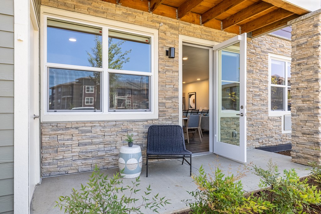 Kielo at Grass Valley Apartments in Camas with Private Patio Balcony