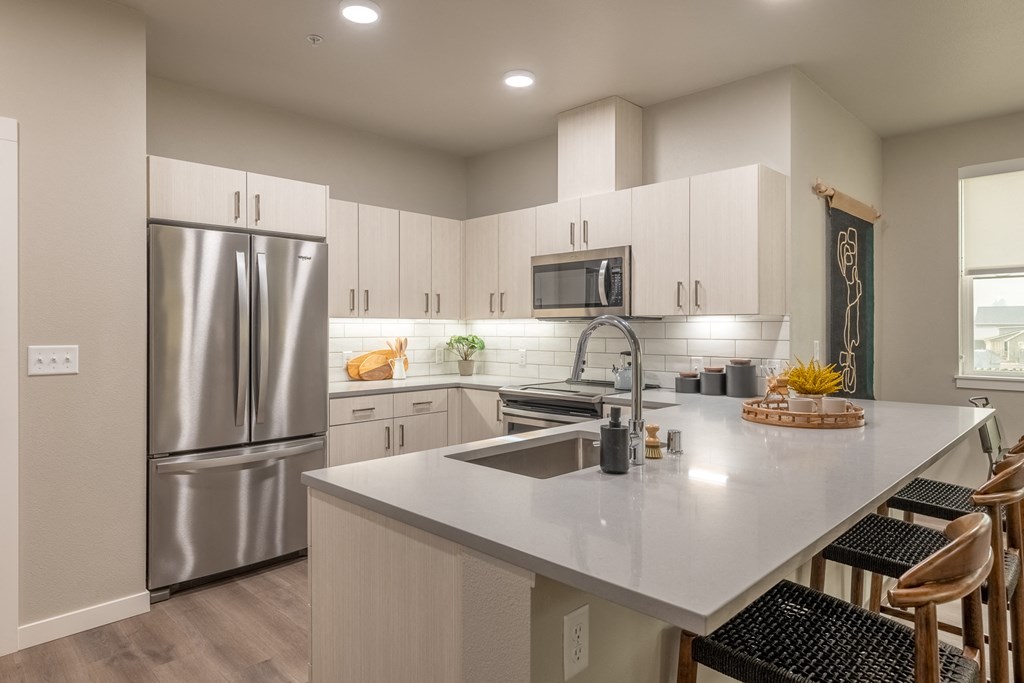 New Apartments Ridgefield WA with Stainless Steel Appliances in Kitchen