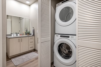 Laundry with Washer and Dryer at Apartments for Rent in Vancouver WA - Photo Gallery 8
