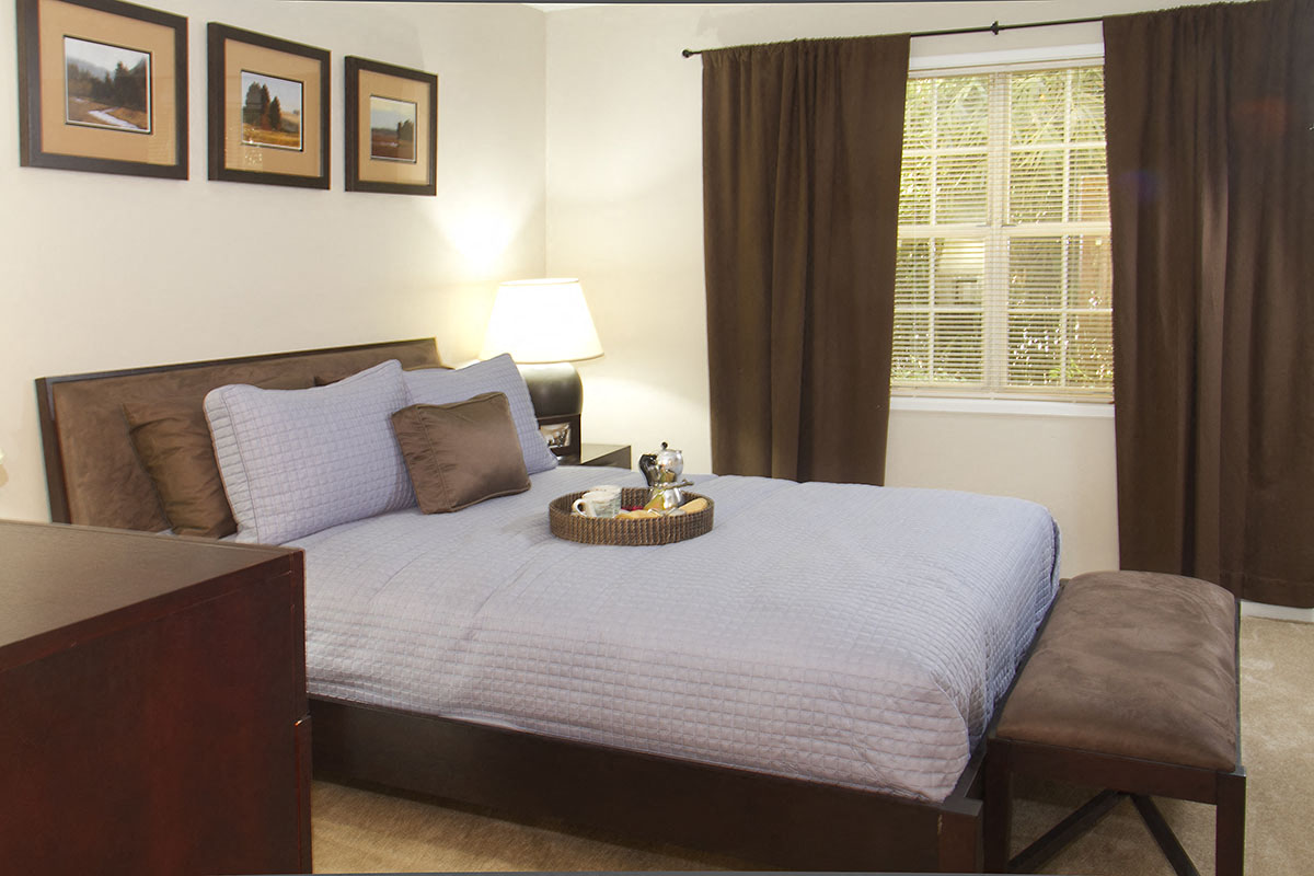 Spacious Bedrooms at Best Apartments in Smyrna, GA