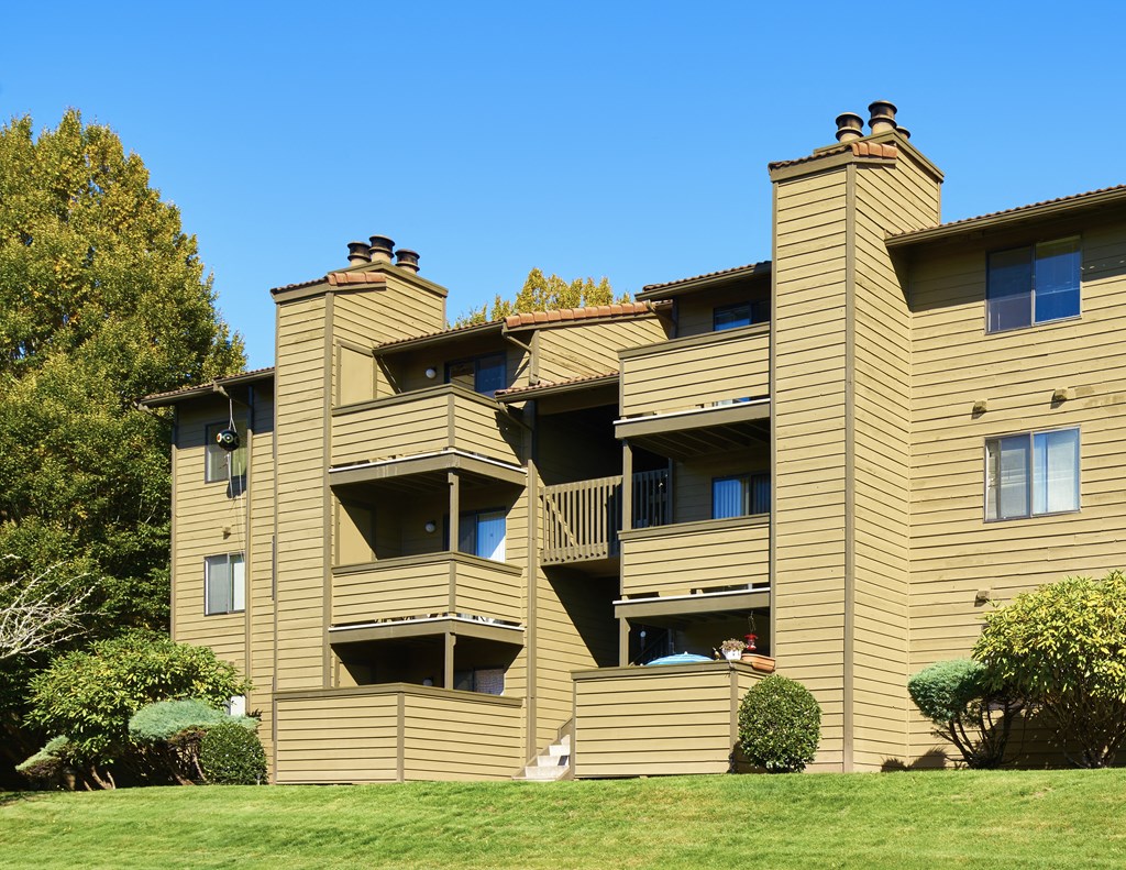 1 and 2-Bedroom Apartments in Renton Near Boeing