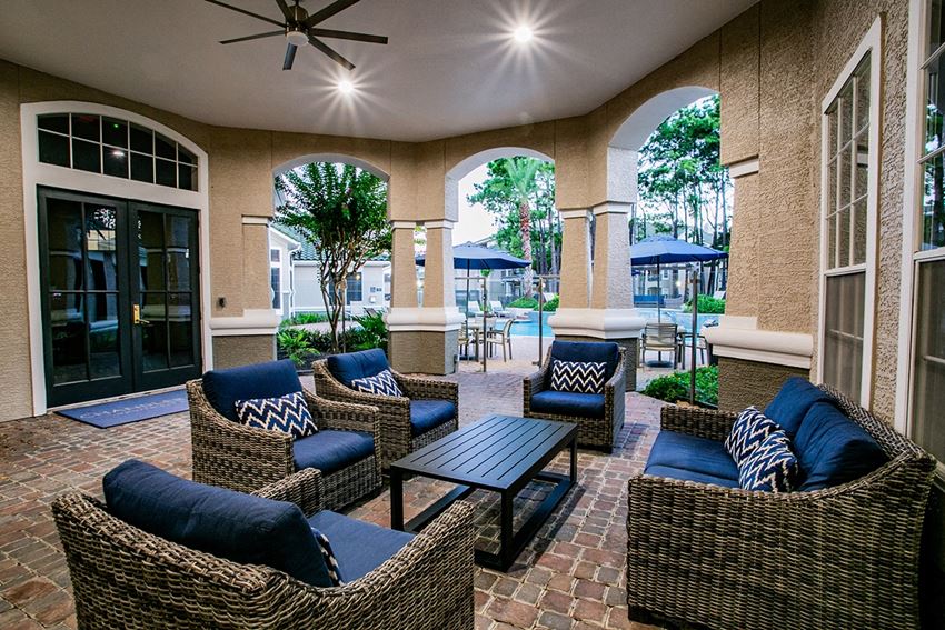 Chandler Park Apartment Homes, 1950 Eldridge Pkwy, Houston, TX RentCafe