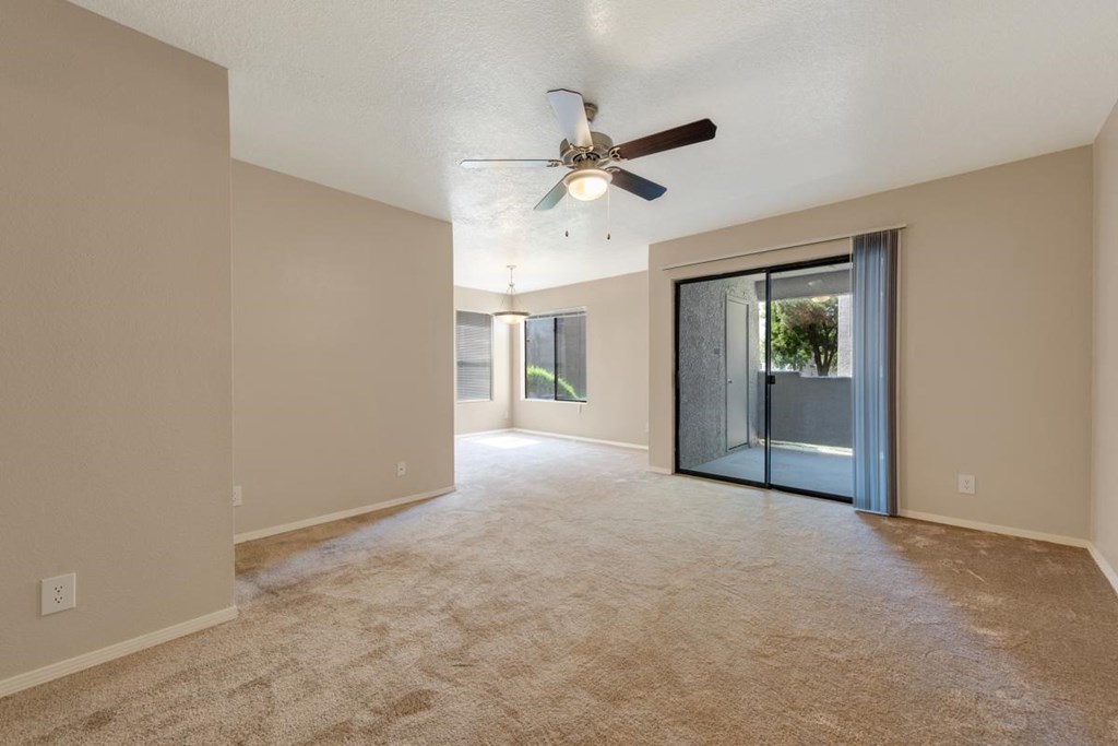 1, 2, and 3-Bedroom Sandia Apartments near Me