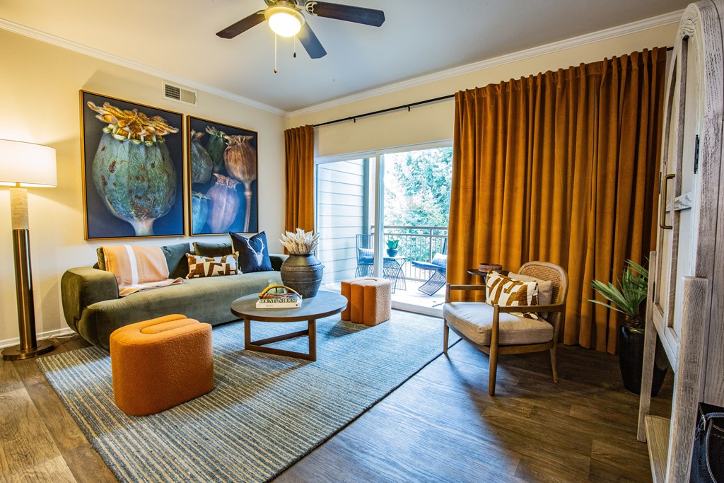 1 Bedroom Apartment in Thornton with Large Living Room