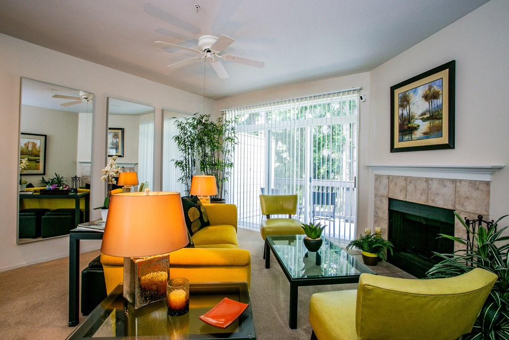 The Colonnade Luxury Townhome Apartments is a similar property to Woodland Park Apartments located in Hillsboro