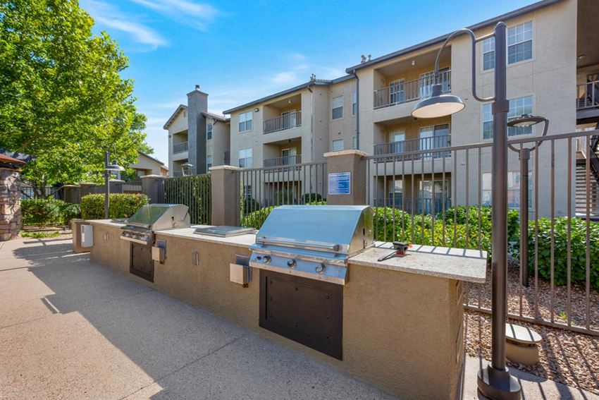 Outdoor Barbeques at River Walk Apartments - Photo Gallery