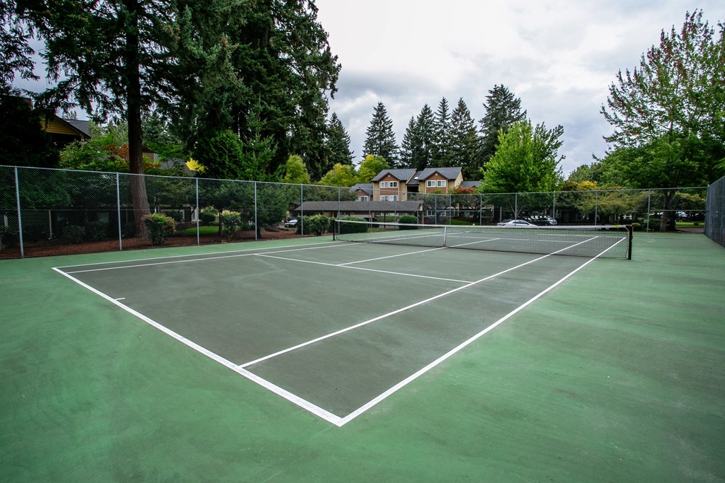 Luxury Apartments with Tennis Court for Rent in Vancouver WA