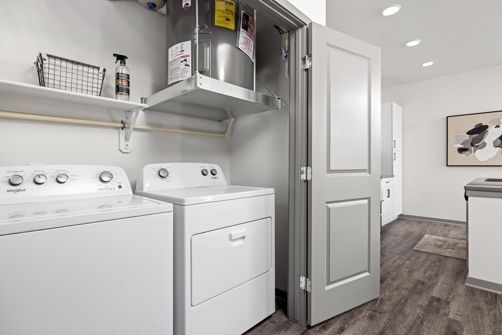 Washer/Dryer at Luxury Colorado Springs Apartment