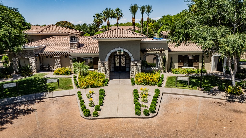 Resident Clubhouse at Versante Apartment Homes in Avondale, Arizona 85323