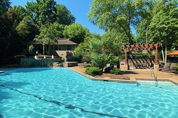 Refreshing Swimming Pool at Apartments near Georgia Perimeter College Dunwoody