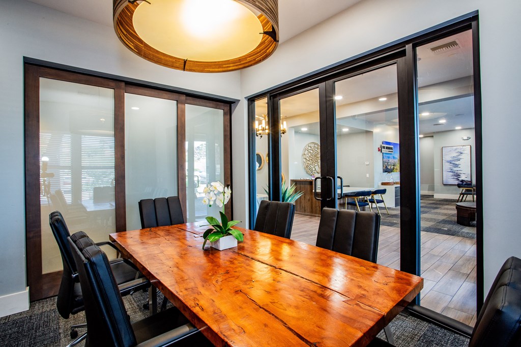Apartments in North Phoenix AZ with Private Conference Room