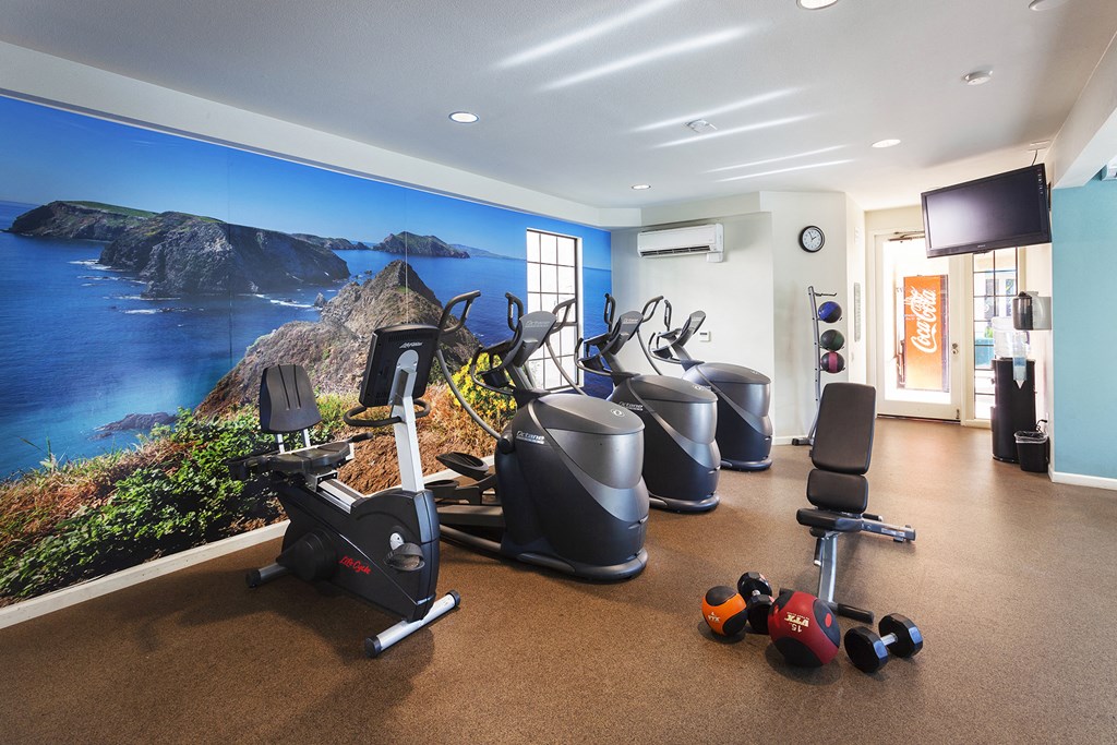 Cardio Equipment t Cypress Point Apartment , Ventura, California