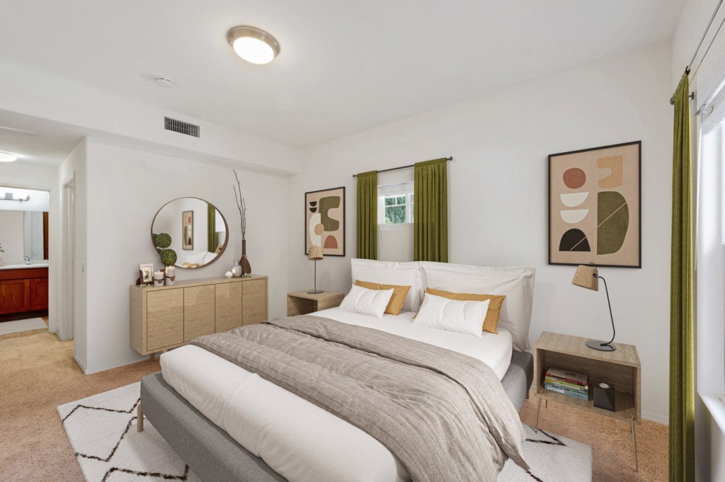 Apartments Near Trader Joes - Ventura, CA - Ralston Courtyards - Master Bedroom with High Ceilings and Carpeting