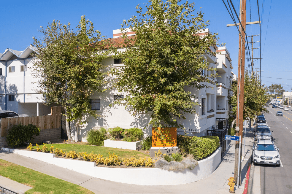 Exterior Corner View