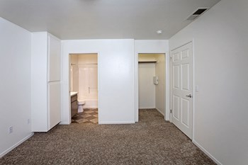 L6 Type 1 Two Bedroom - Master Bedroom with Attached  Bath and Walk In Closet - Photo Gallery 21