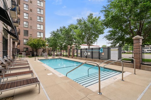 our apartments have a swimming pool and lounge chairs