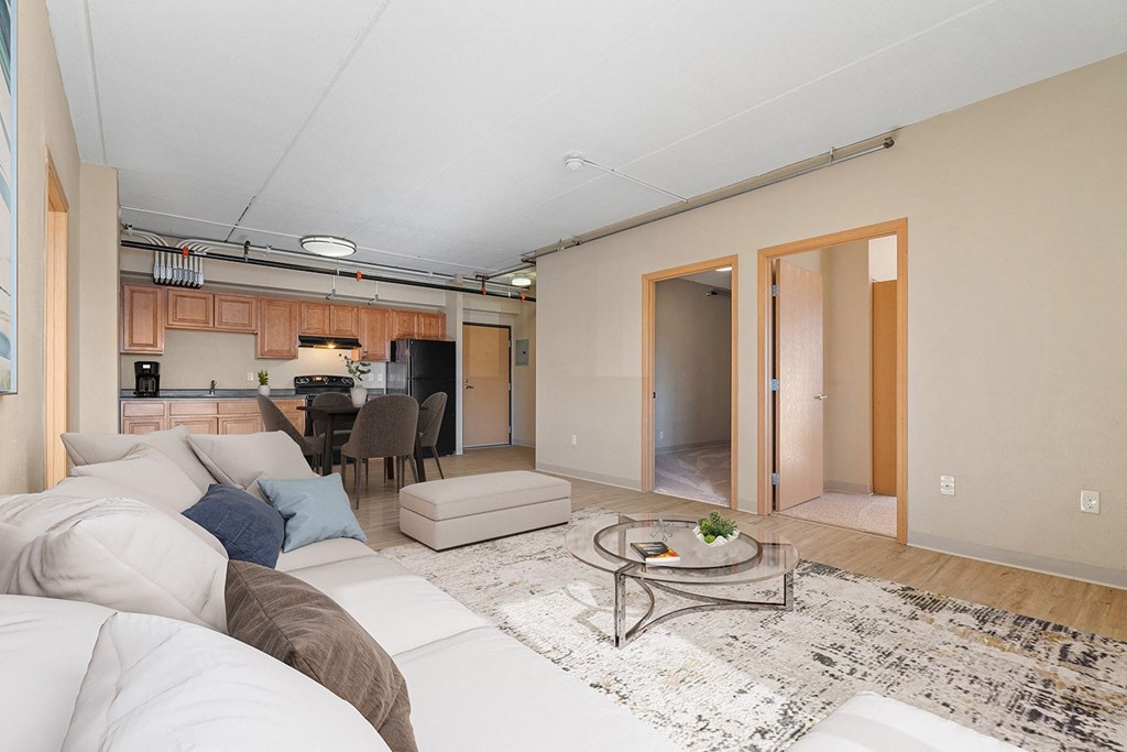 E Street Flats Student Housing Apartments, 1195 West County Road - Main Image