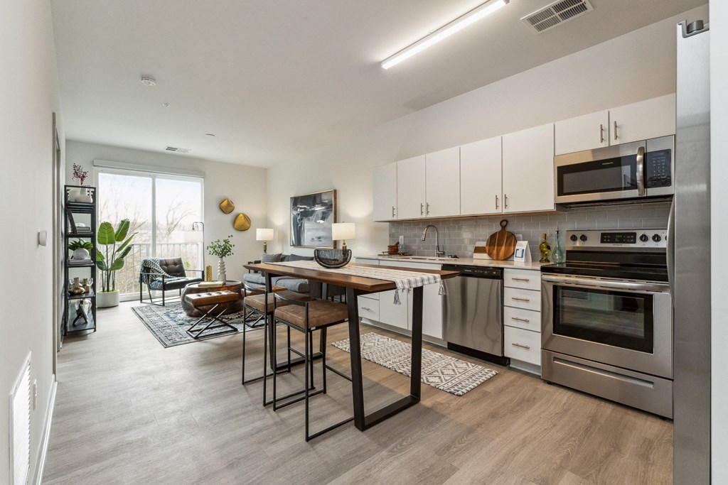 Kitchen Interior at The Waterford At Rocketts Landing Apartments, PRG Real Estate, Richmond, Virginia