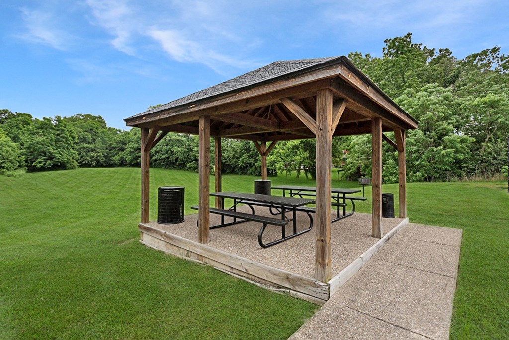 BBQ at The Grove Apartments  at Lyndon, Kentucky