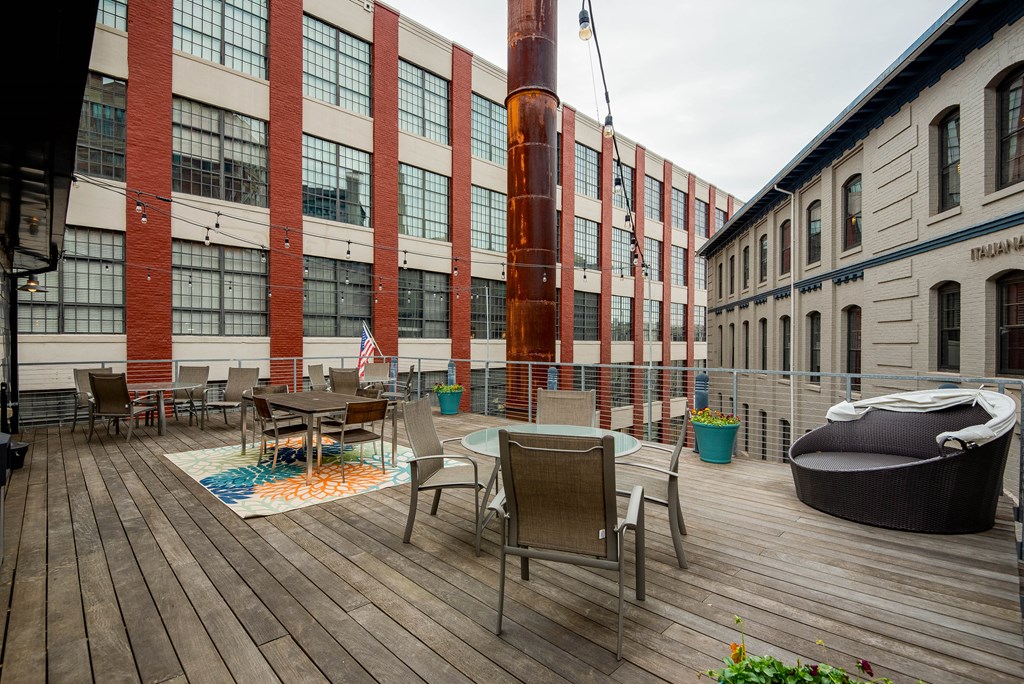 Community Sun Deck Amenity at The Locks Apartments, Richmond, Virginia
