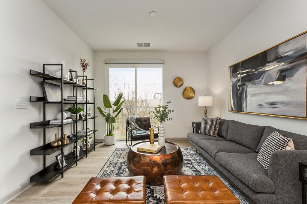 Living Room at The Waterford At Rocketts Landing Apartments, PRG Real Estate, Richmond, Virginia