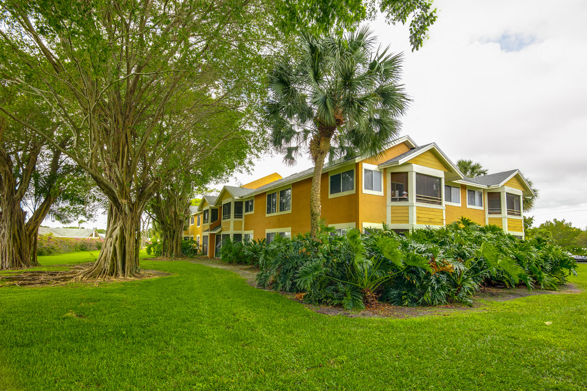 The Villages of Banyan Grove Apartments, 3500 Sandpiper