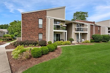 Building Building at The Grove Apartments at Lyndon, Kentucky, 40222