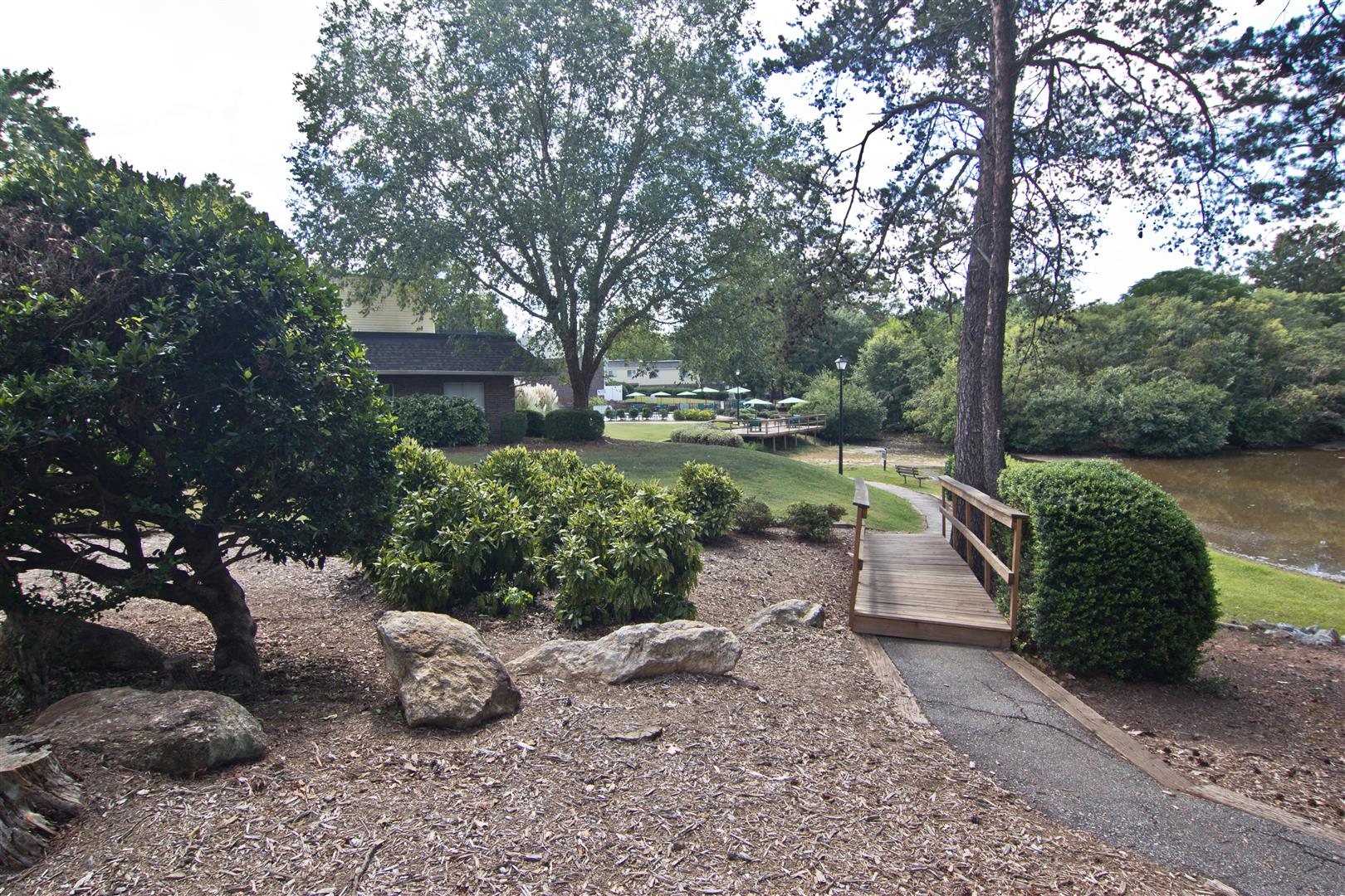 Landscaping at Lakecrest Apartments, PRG Real Estate Management, Greenville, South Carolina