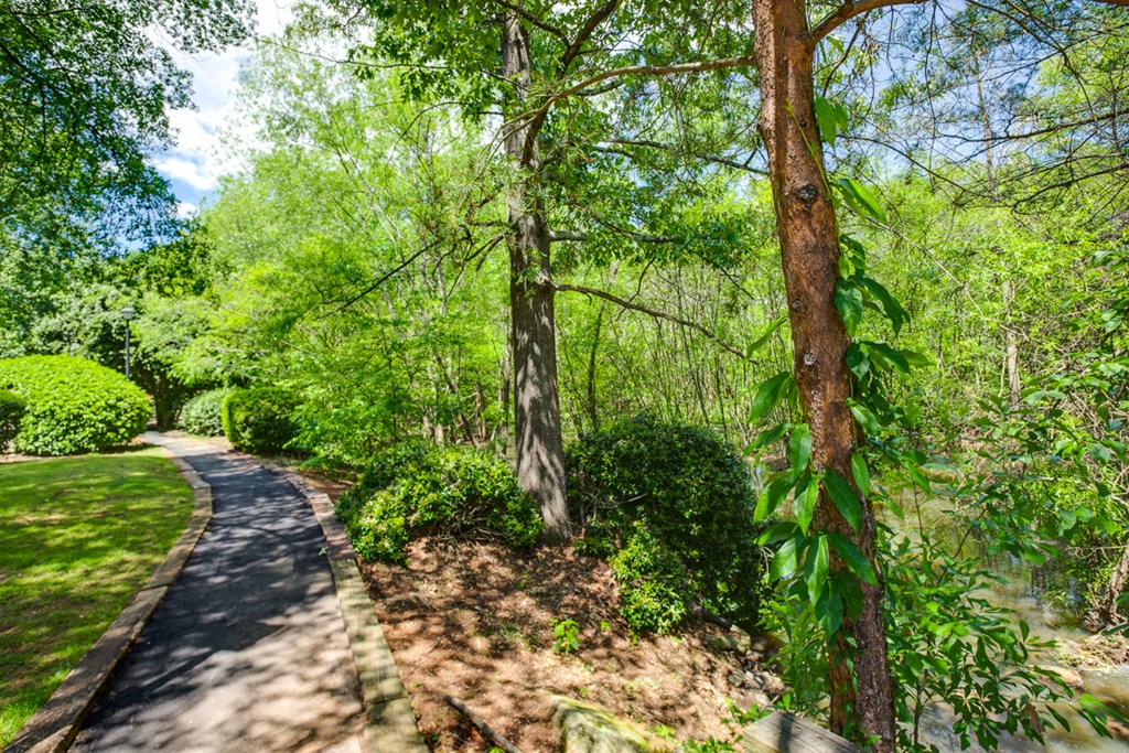 Green Space Walking Trails at Lakecrest Apartments, PRG Real Estate Management, Greenville, South Carolina