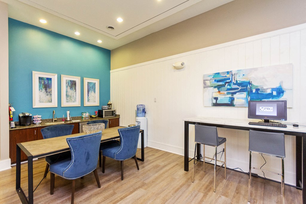 Business Center With Computers at Lake Johnson Mews Apartments, PRG Real Estate Management, North Carolina, 27606
